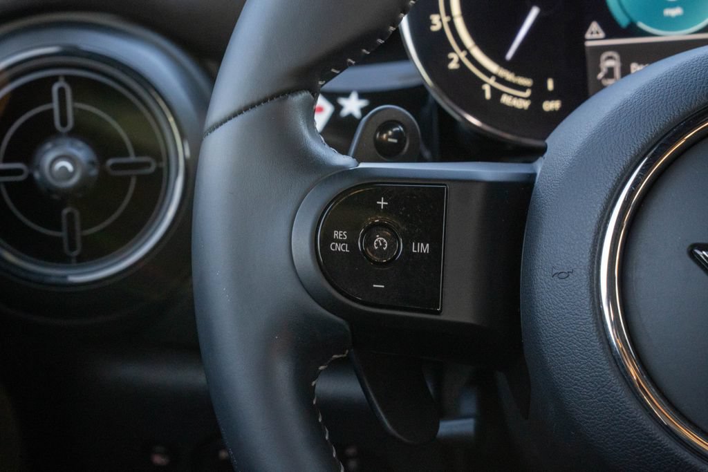 Used 2023 MINI Cooper S FWD image 23