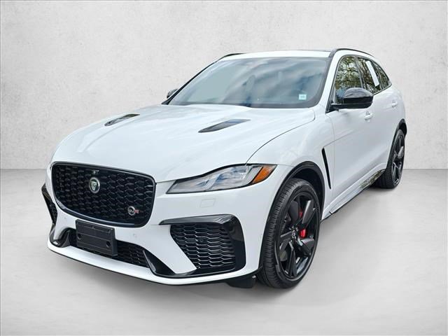 Certified 2024 Jaguar F-PACE SVR image 1