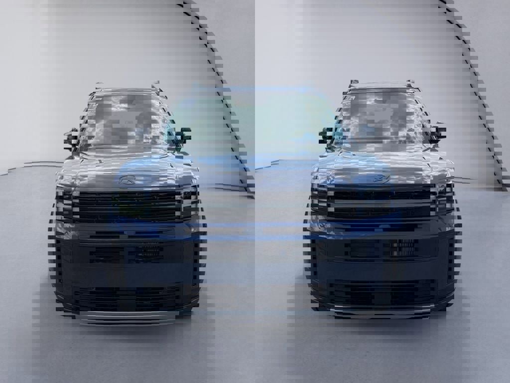 New 2026 Hyundai Santa Fe XRT AWD/4WD image 8