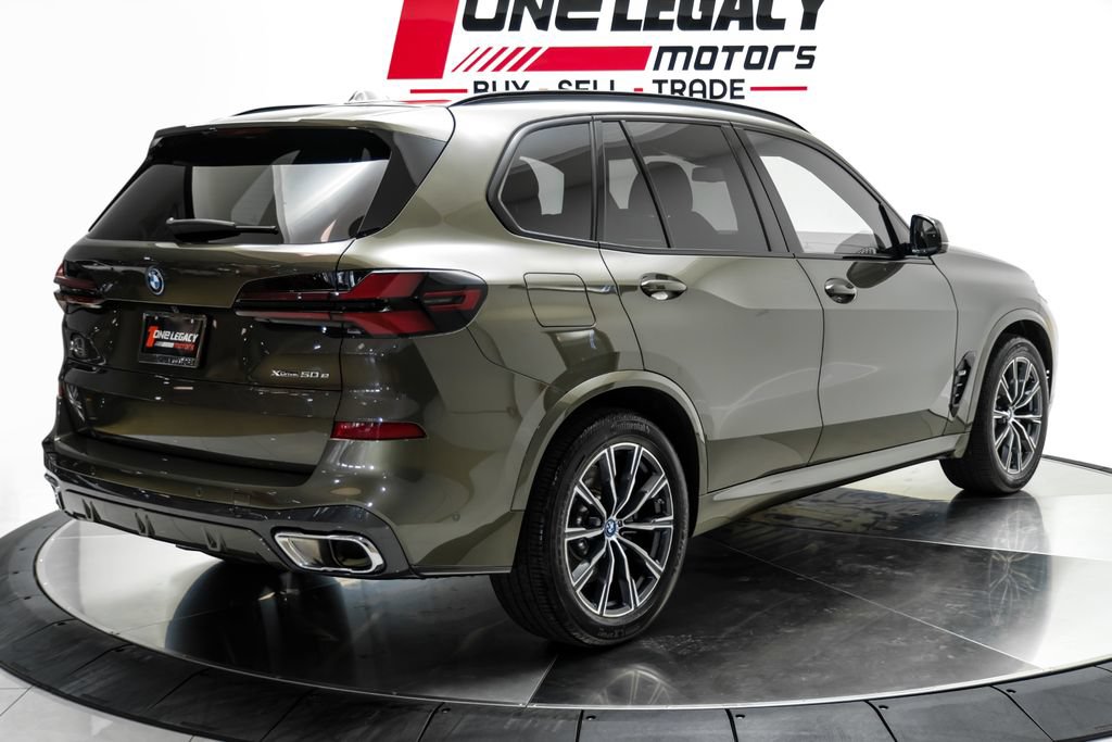 Used 2024 BMW X5 xDrive50e w/ M Sport Package AWD/4WD image 6