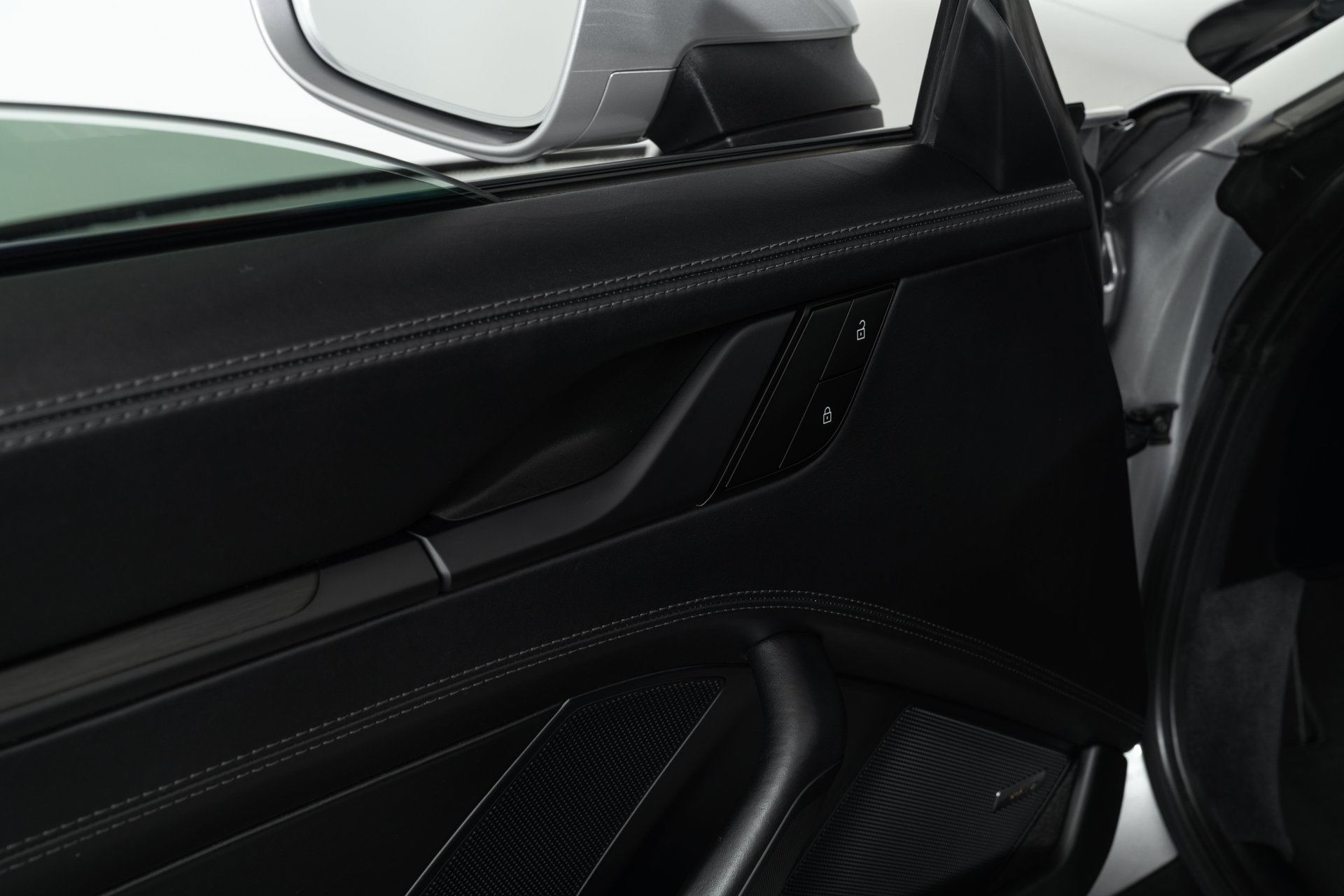 Used 2024 Porsche 911 Targa 4 GTS image 10