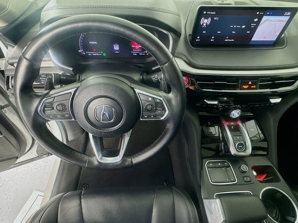 Used 2023 Acura MDX FWD w/ Technology Package image 11