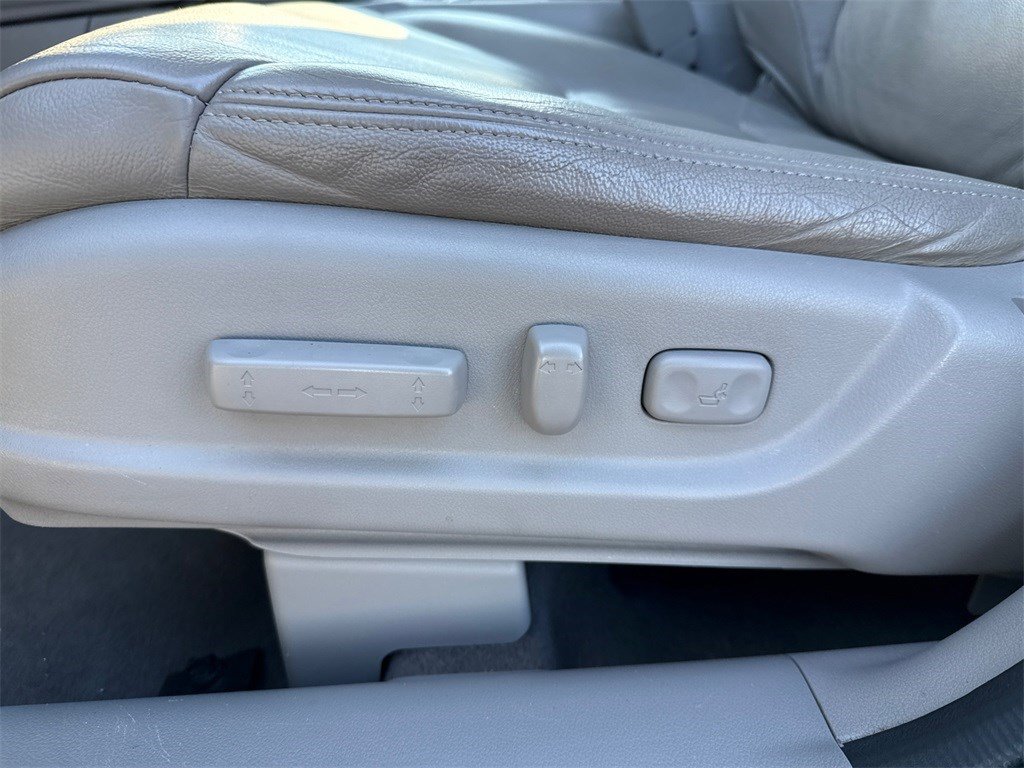 Used 2014 Honda CR-V EX-L image 18