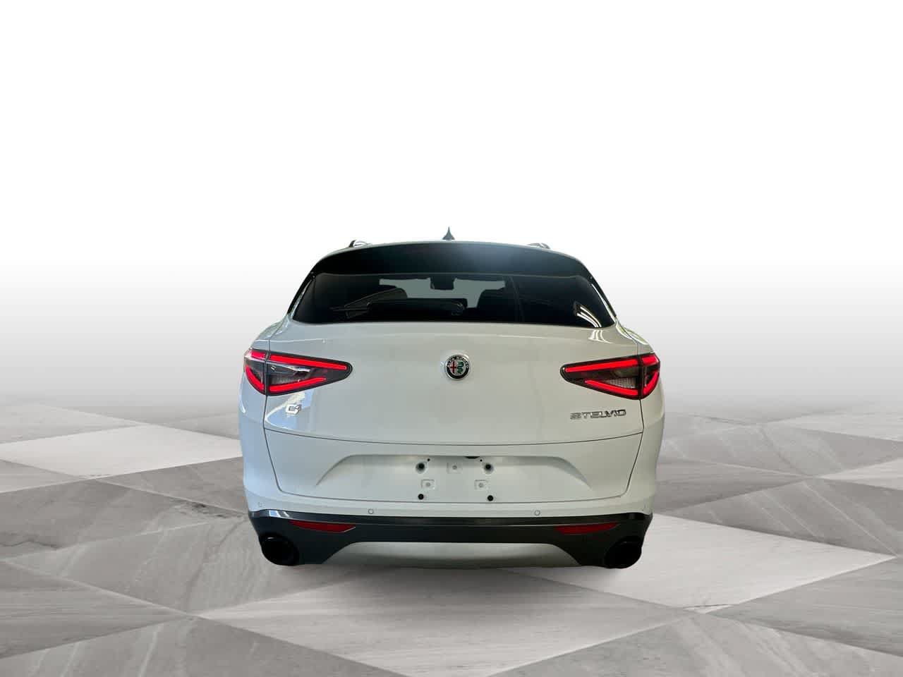 Used 2024 Alfa Romeo Stelvio Ti AWD/4WD image 7