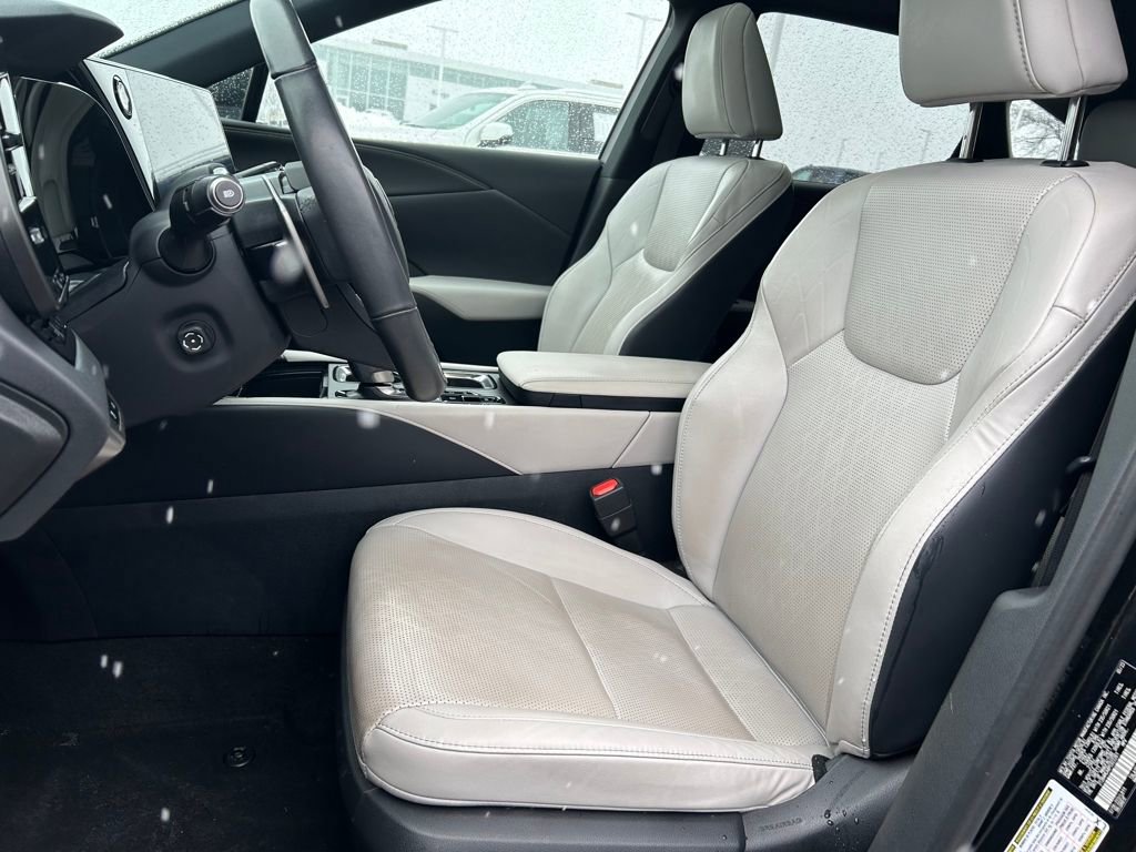 Used 2023 Lexus RX 350 Premium Plus w/ Accessory Package image 23