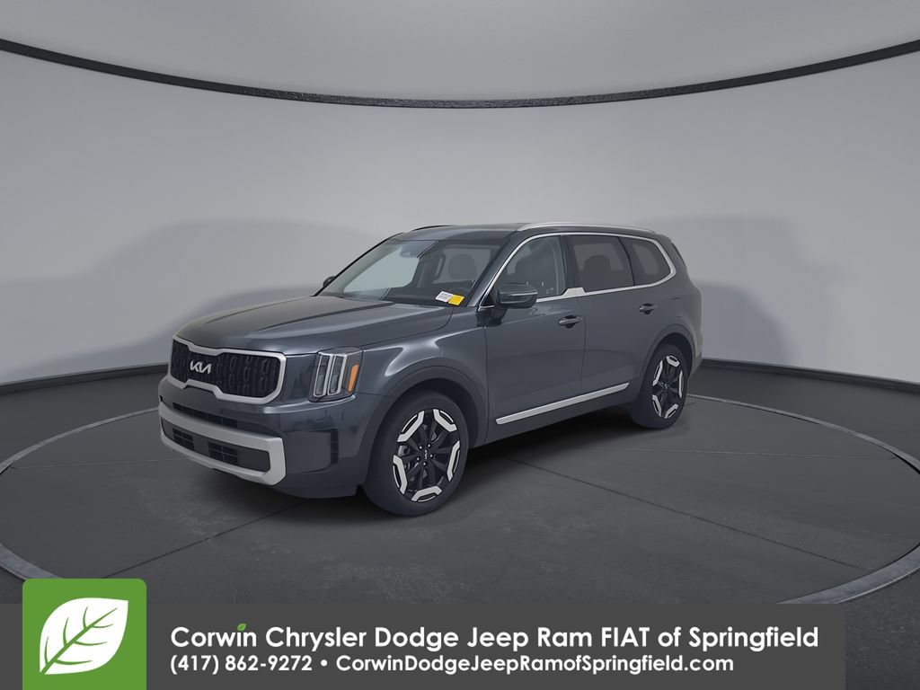 Used 2024 Kia Telluride EX w/ EX Captain's Chair Package FWD image 7