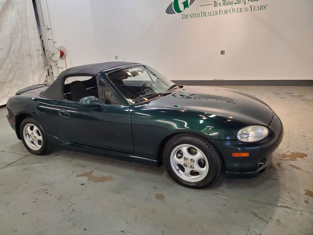 Used 1999 MAZDA MX-5 Miata image 2