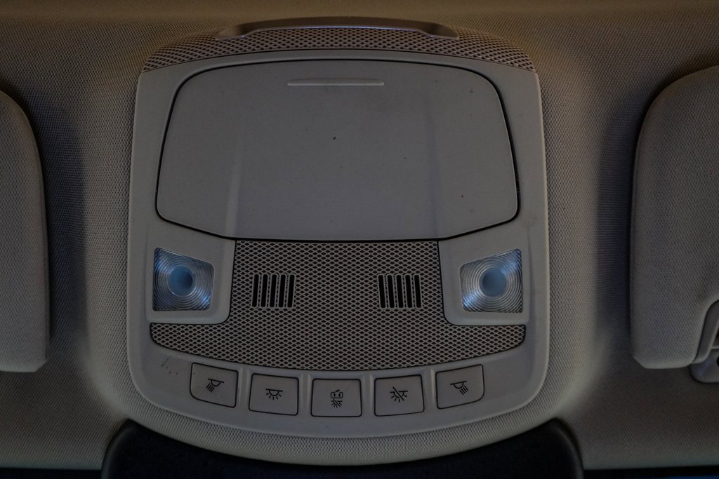 Used 2019 Lincoln Nautilus Select image 29