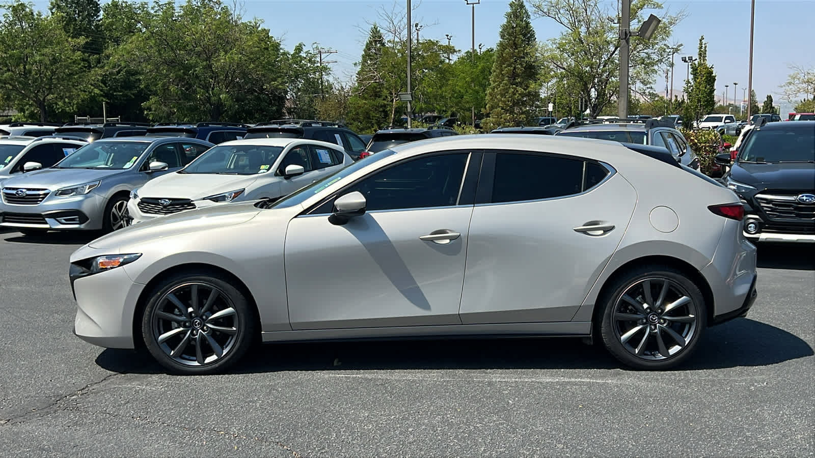 Used 2022 MAZDA MAZDA3 s FWD image 8