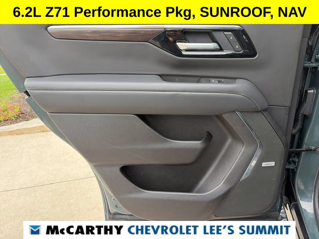 Used 2025 Chevrolet Tahoe Z71 w/ Z71 Off-Road Package AWD/4WD image 38