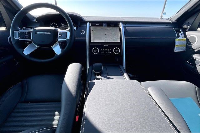 New 2026 Land Rover Discovery Limited Edition AWD/4WD image 5