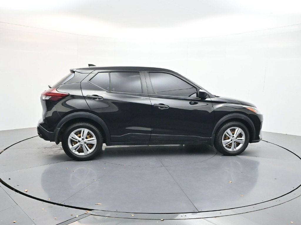 Used 2021 Nissan Kicks S FWD image 8