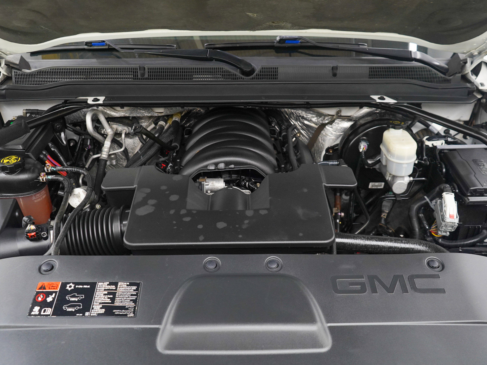 Used 2015 GMC Yukon Denali AWD/4WD image 36
