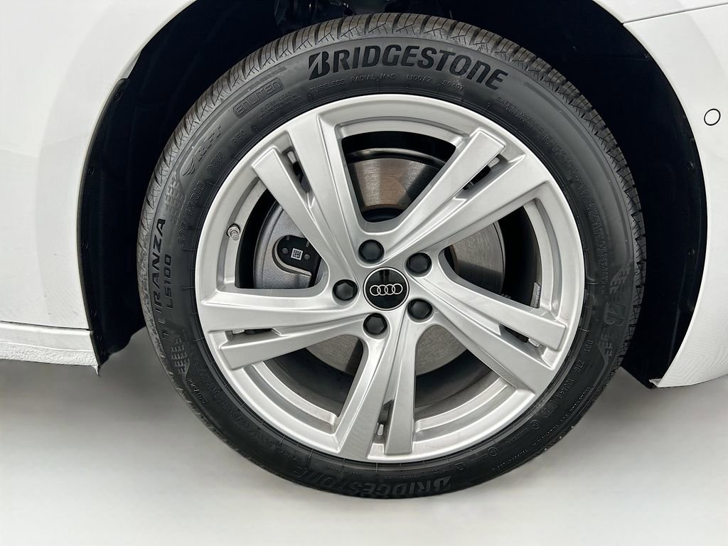 Used 2025 Audi A5 2.0T Premium w/ Convenience Package AWD/4WD image 33