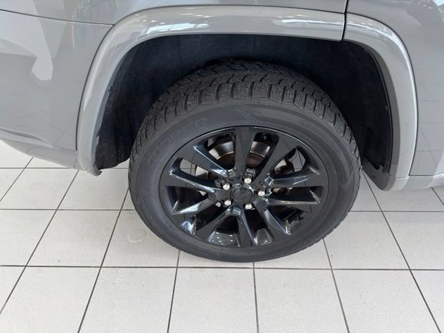 Used 2021 Jeep Grand Cherokee Laredo X AWD/4WD image 39