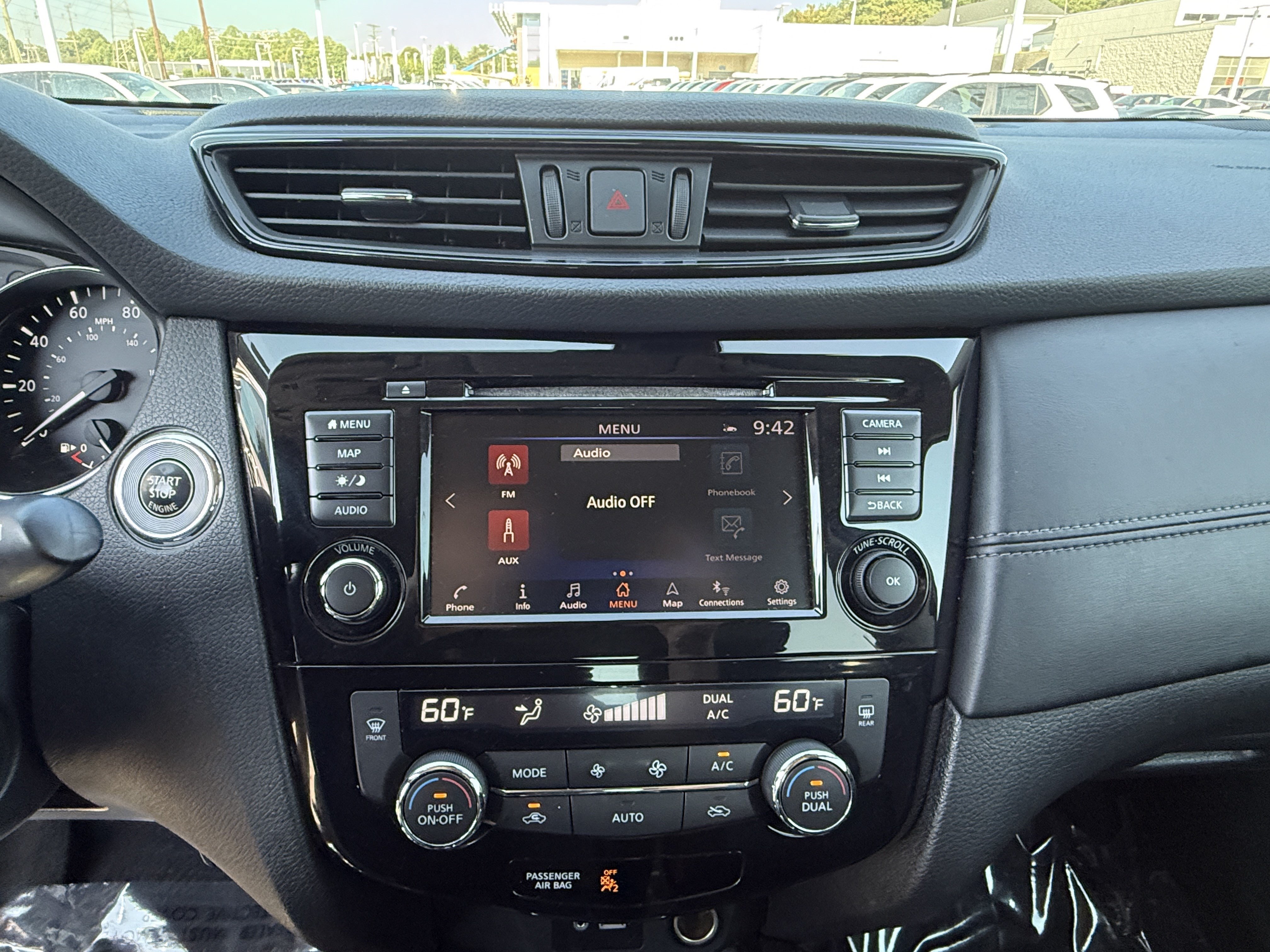 Used 2019 Nissan Rogue SL AWD/4WD image 23