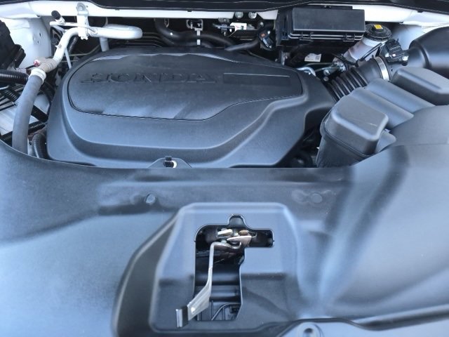 Used 2025 Honda Ridgeline TrailSport image 16