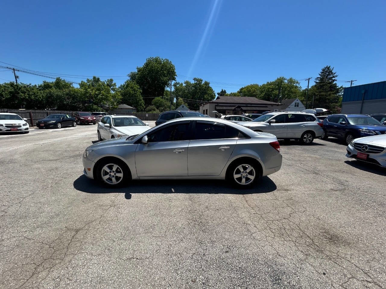 Used 2014 Chevrolet Cruze LT FWD image 4
