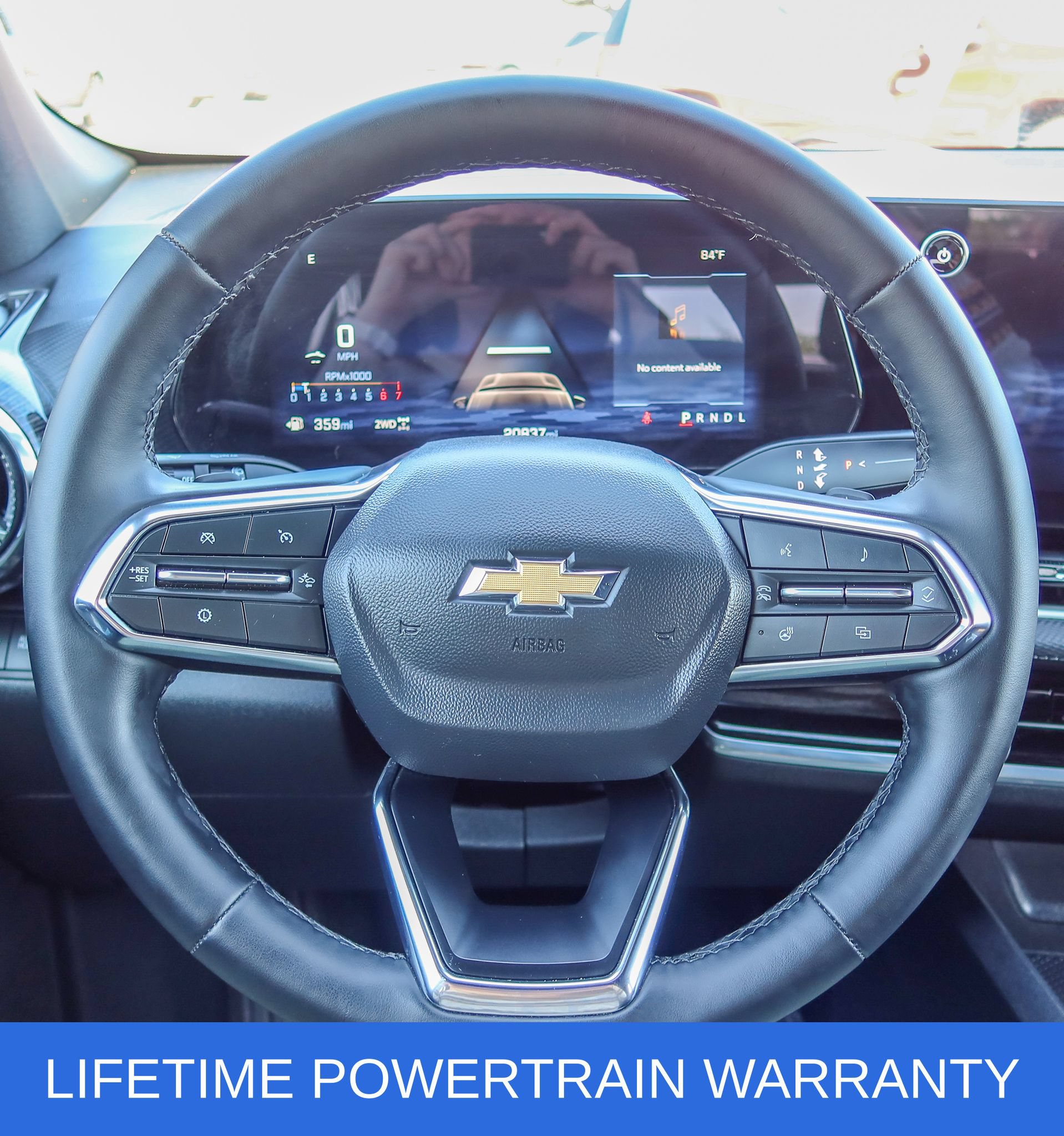 Used 2026 Chevrolet Equinox LT AWD/4WD image 17
