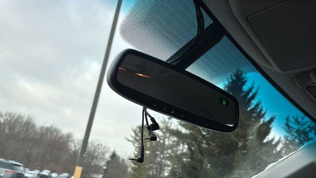 Used 2010 Toyota Tundra Limited image 23