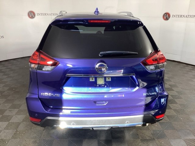 Used 2019 Nissan Rogue SV w/ Sun & Sound Touring Package image 5