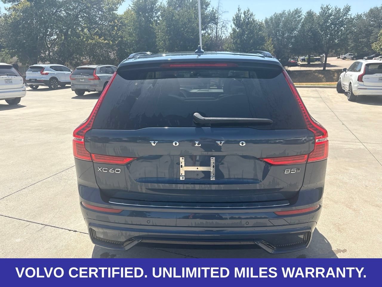 Certified 2024 Volvo XC60 B5 Core w/ Protection Package Premier AWD/4WD image 6