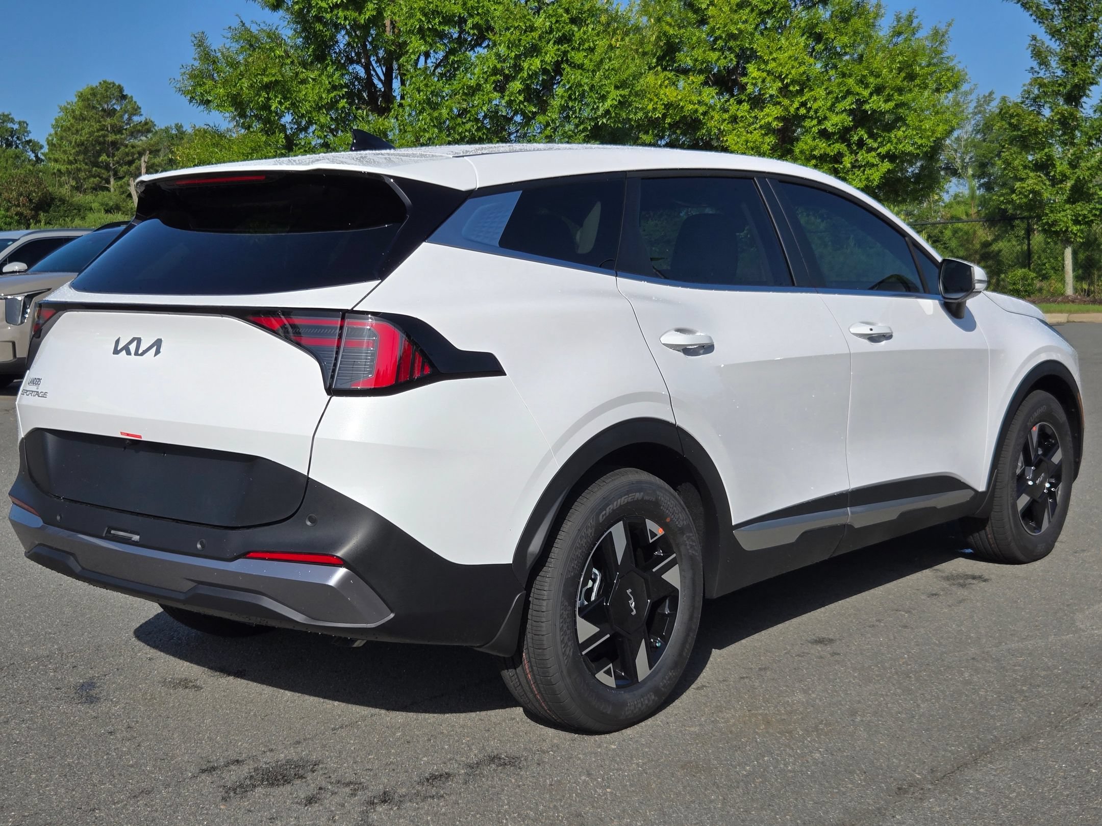 New 2026 Kia Sportage LX w/ LX Convenience Package FWD image 7
