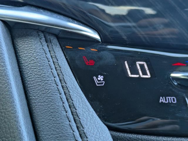 Used 2024 Cadillac XT6 Premium Luxury w/ Technology Package image 30