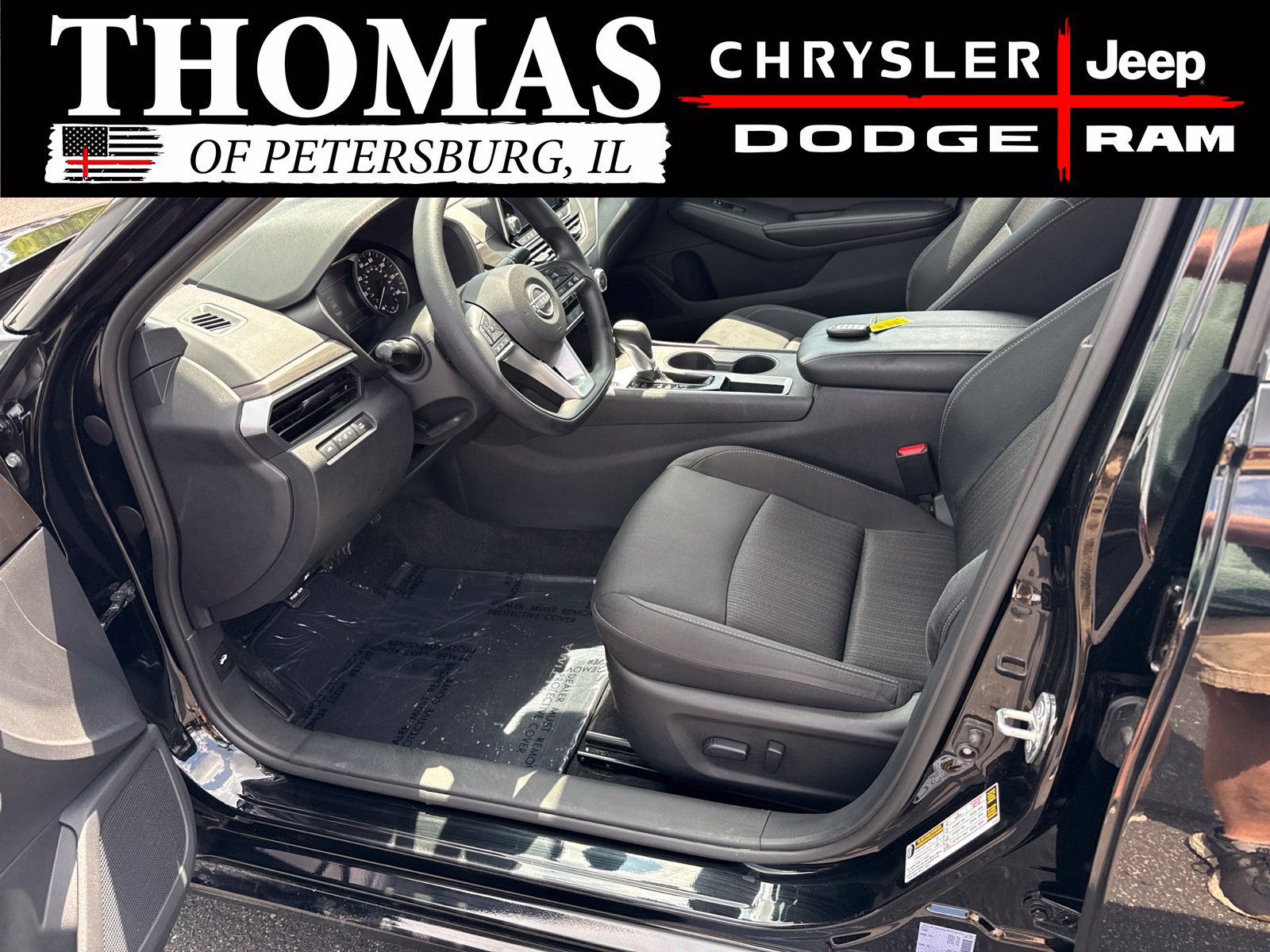 Used 2025 Nissan Altima 2.5 SV FWD image 9