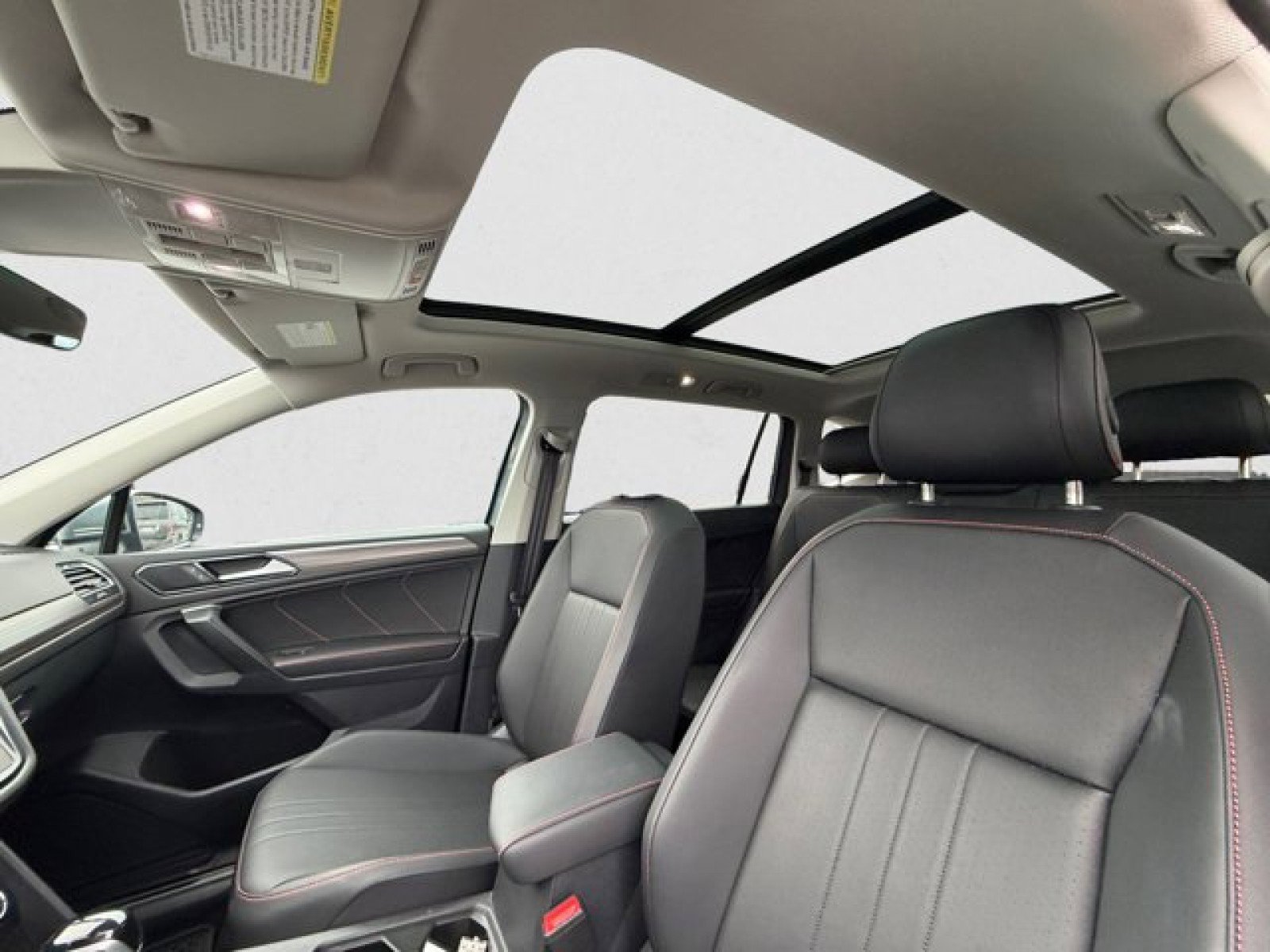 Used 2024 Volkswagen Tiguan Wolfsburg Edition image 12