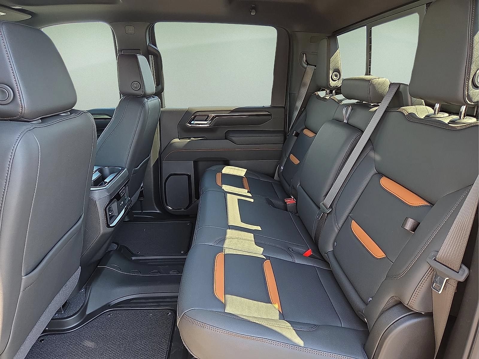 New 2026 GMC Sierra 3500 AT4 w/ AT4 Premium Plus Package AWD/4WD image 10