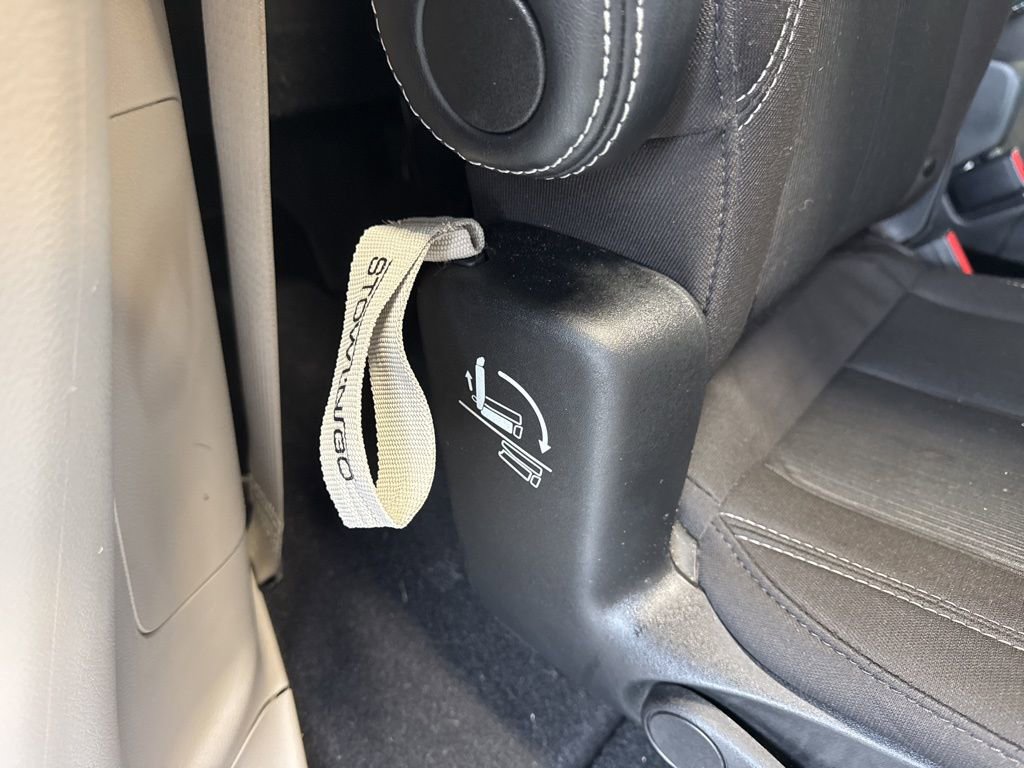 Used 2023 Chrysler Voyager LX image 47