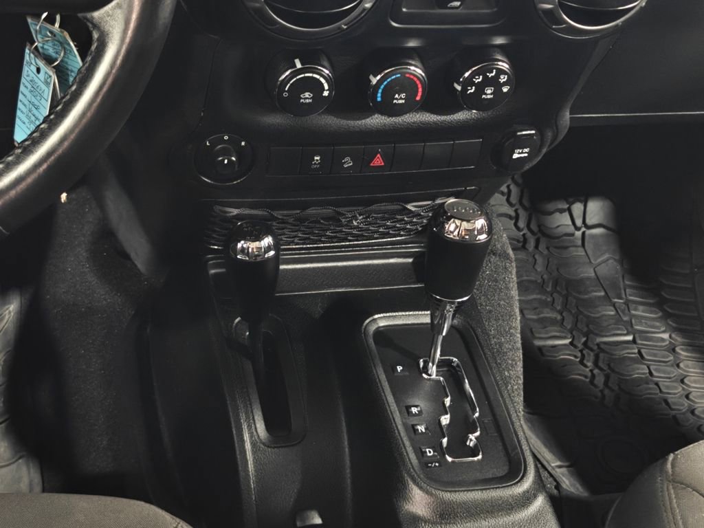 Used 2017 Jeep Wrangler Unlimited Sport w/ Quick Order Package 24S AWD/4WD image 11
