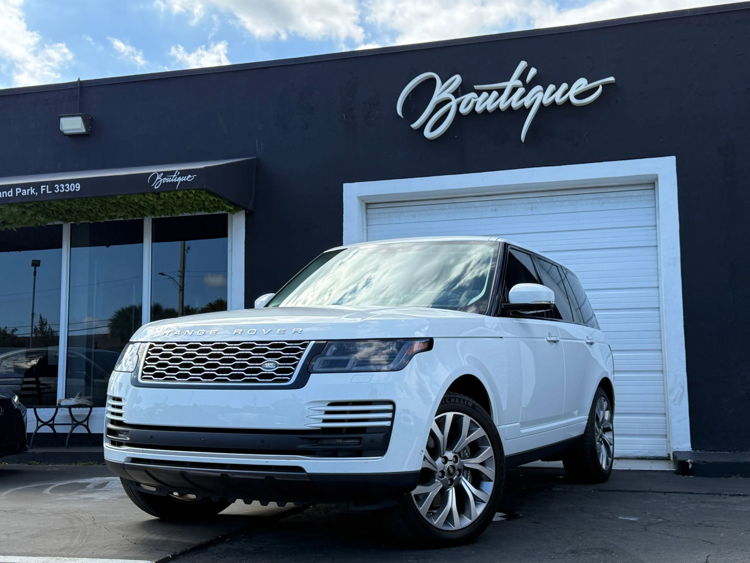 Used 2018 Land Rover Range Rover Autobiography image 49