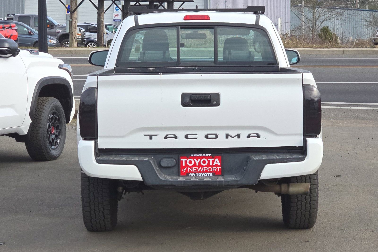 Used 2016 Toyota Tacoma SR w/ SR Convenience Package image 5