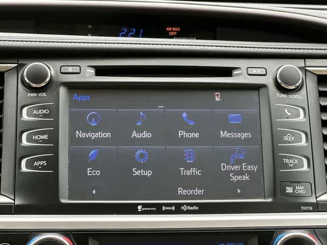 Used 2016 Toyota Highlander XLE AWD/4WD image 14