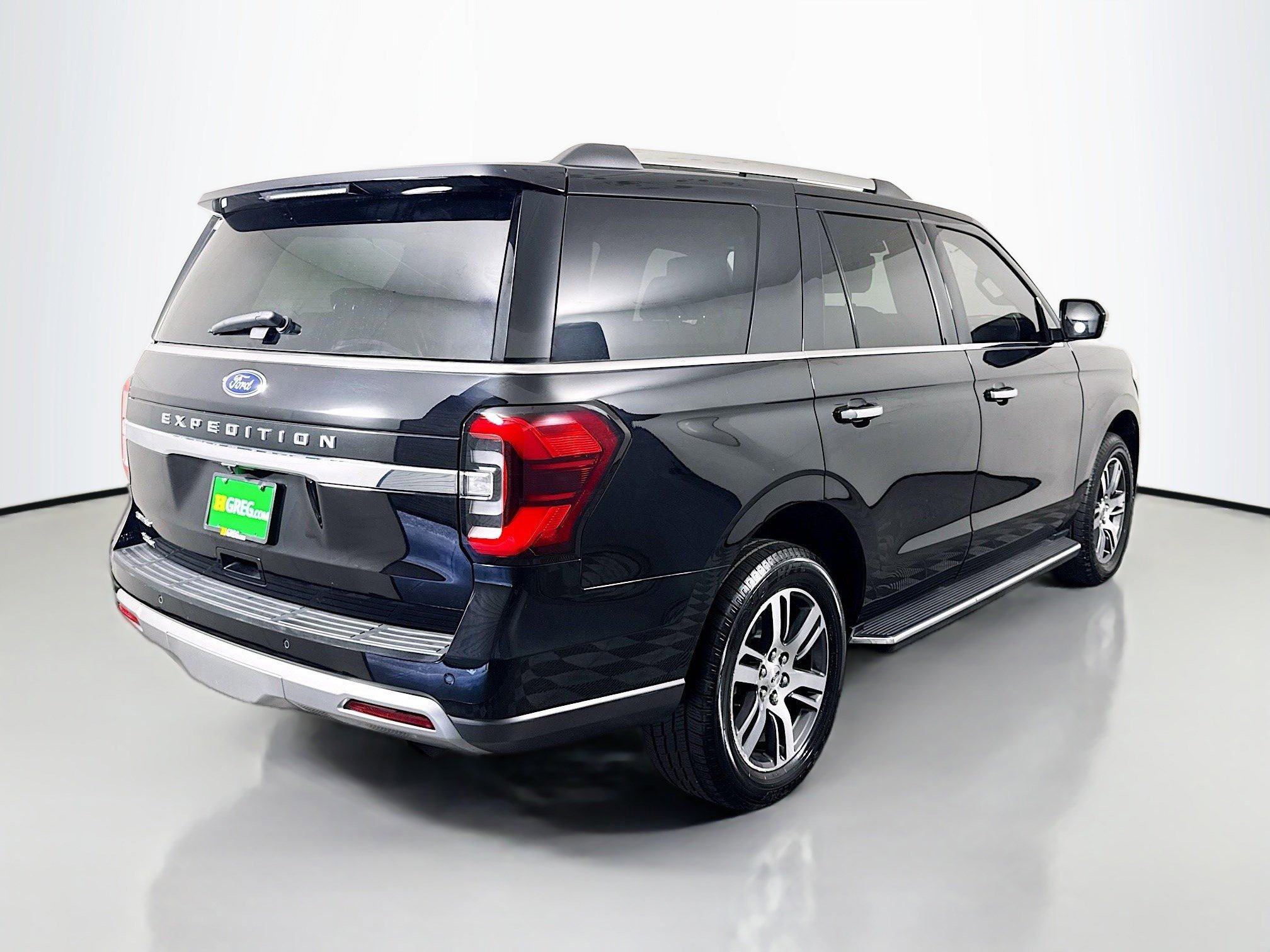 Used 2023 Ford Expedition Limited AWD/4WD image 10