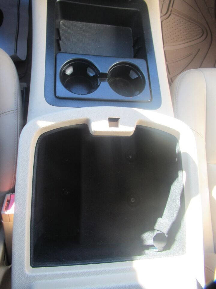 Used 2009 GMC Yukon 4WD Hybrid image 40