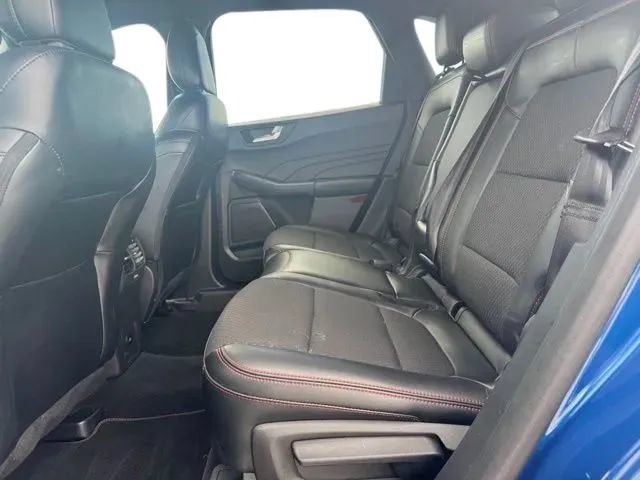 Used 2023 Ford Escape ST-Line Select w/ Tech Pack #1 AWD/4WD image 17