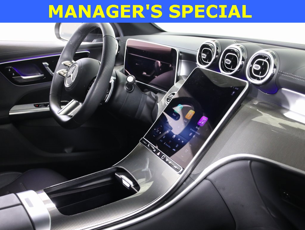 Used 2025 Mercedes-Benz GLC 300 4MATIC image 42