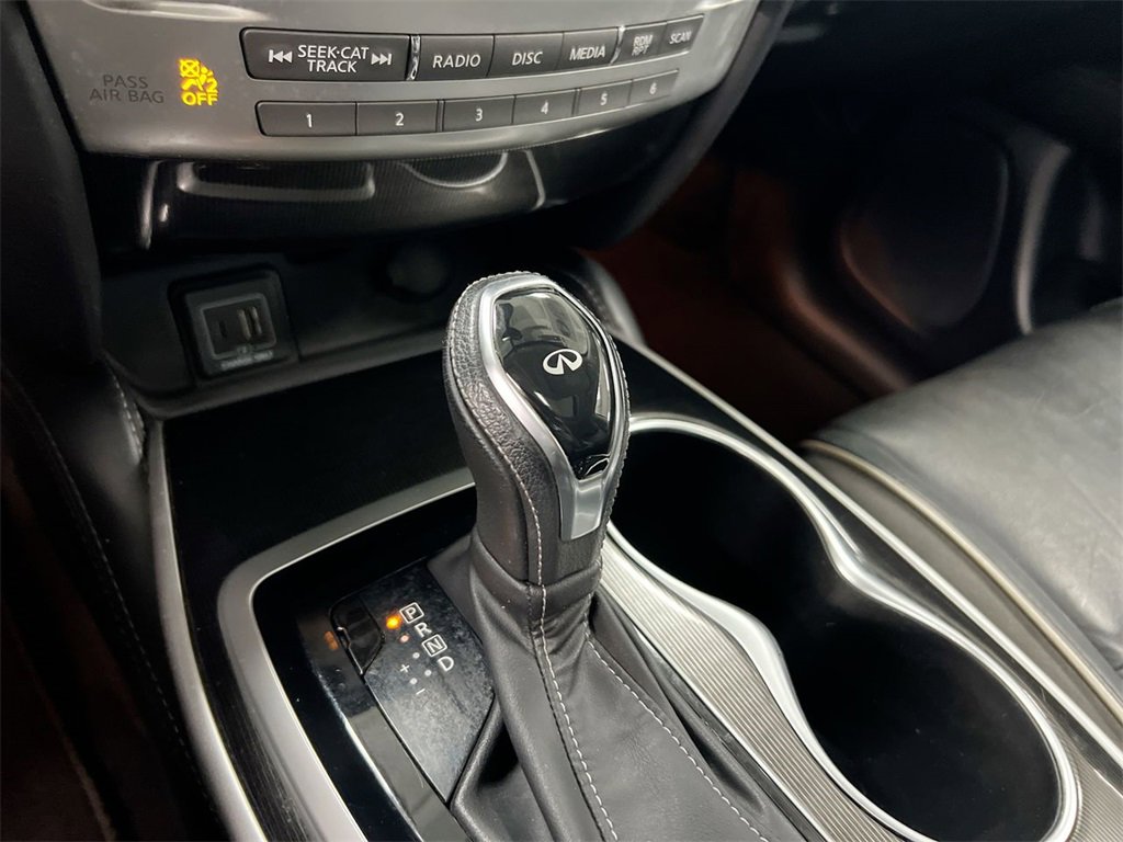 Used 2020 INFINITI QX60 Luxe w/ Essential Package image 17