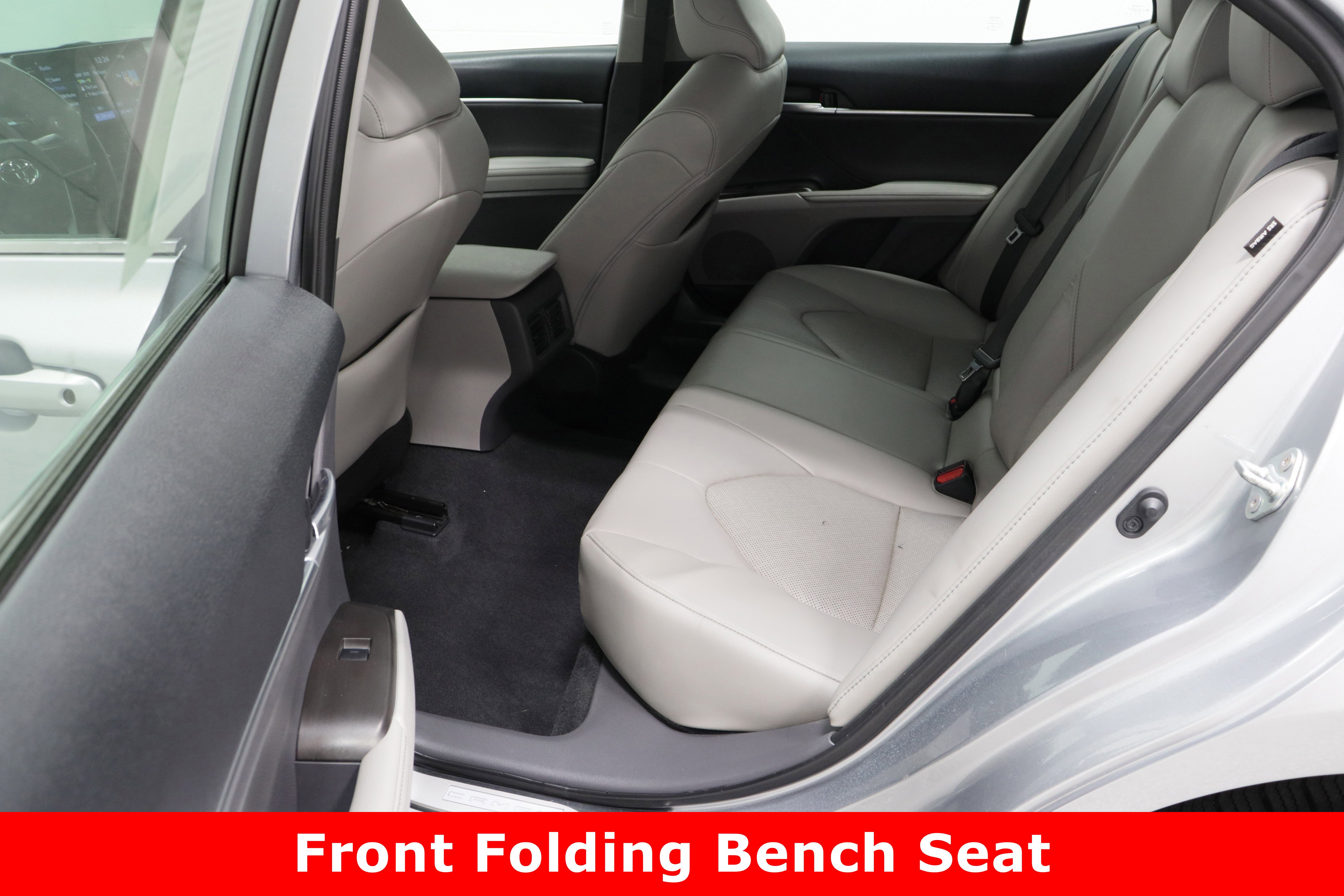 Used 2024 Toyota Camry XLE image 29