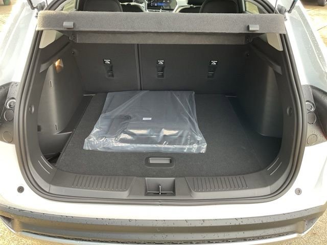 New 2026 Chevrolet Trax LT w/ Driver Confidence Package image 25