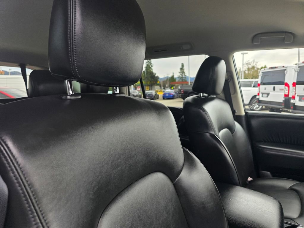Used 2023 Nissan Armada SV image 22
