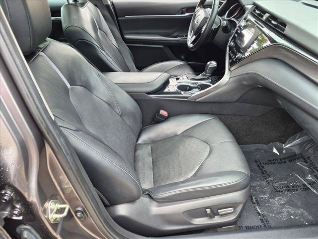 Used 2020 Toyota Camry XSE FWD image 20