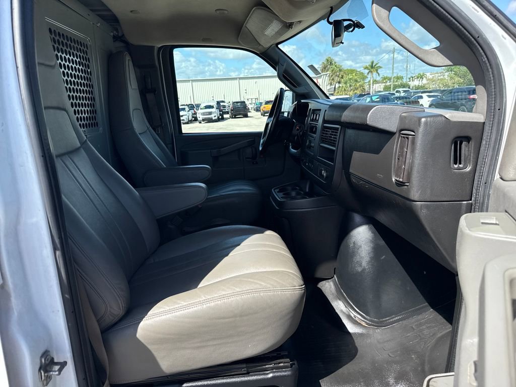 Used 2020 Chevrolet Express 2500 w/ Driver Convenience Package image 23