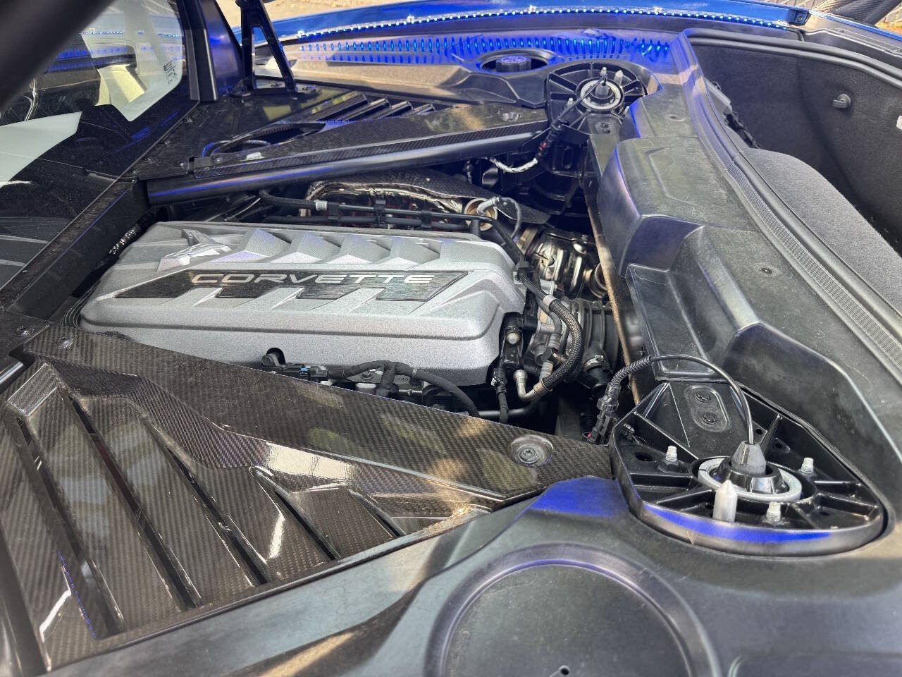 Used 2021 Chevrolet Corvette Stingray Premium Cpe w/ Z51 Performance Package RWD image 28