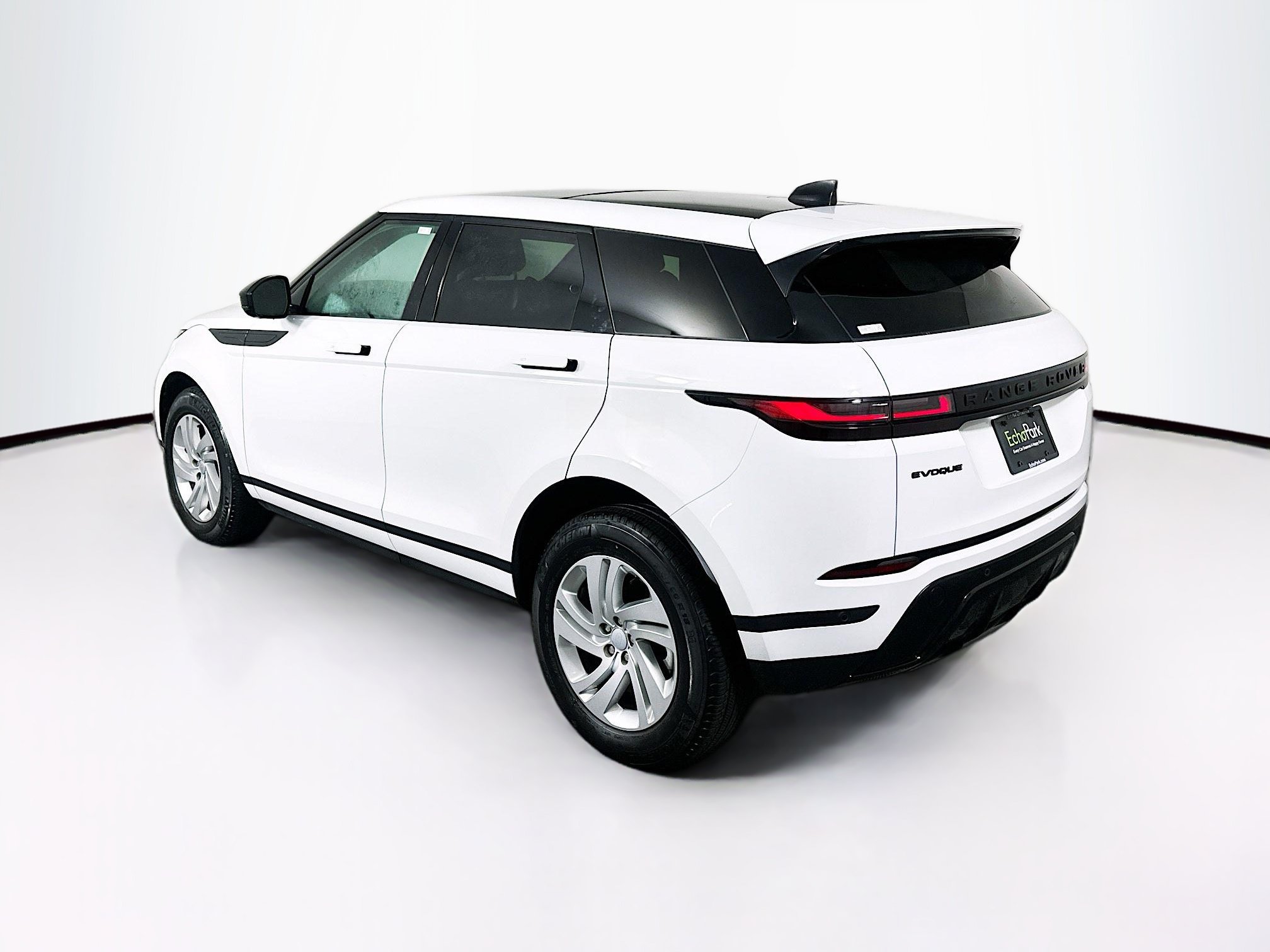 Used 2024 Land Rover Range Rover Evoque S AWD/4WD image 5