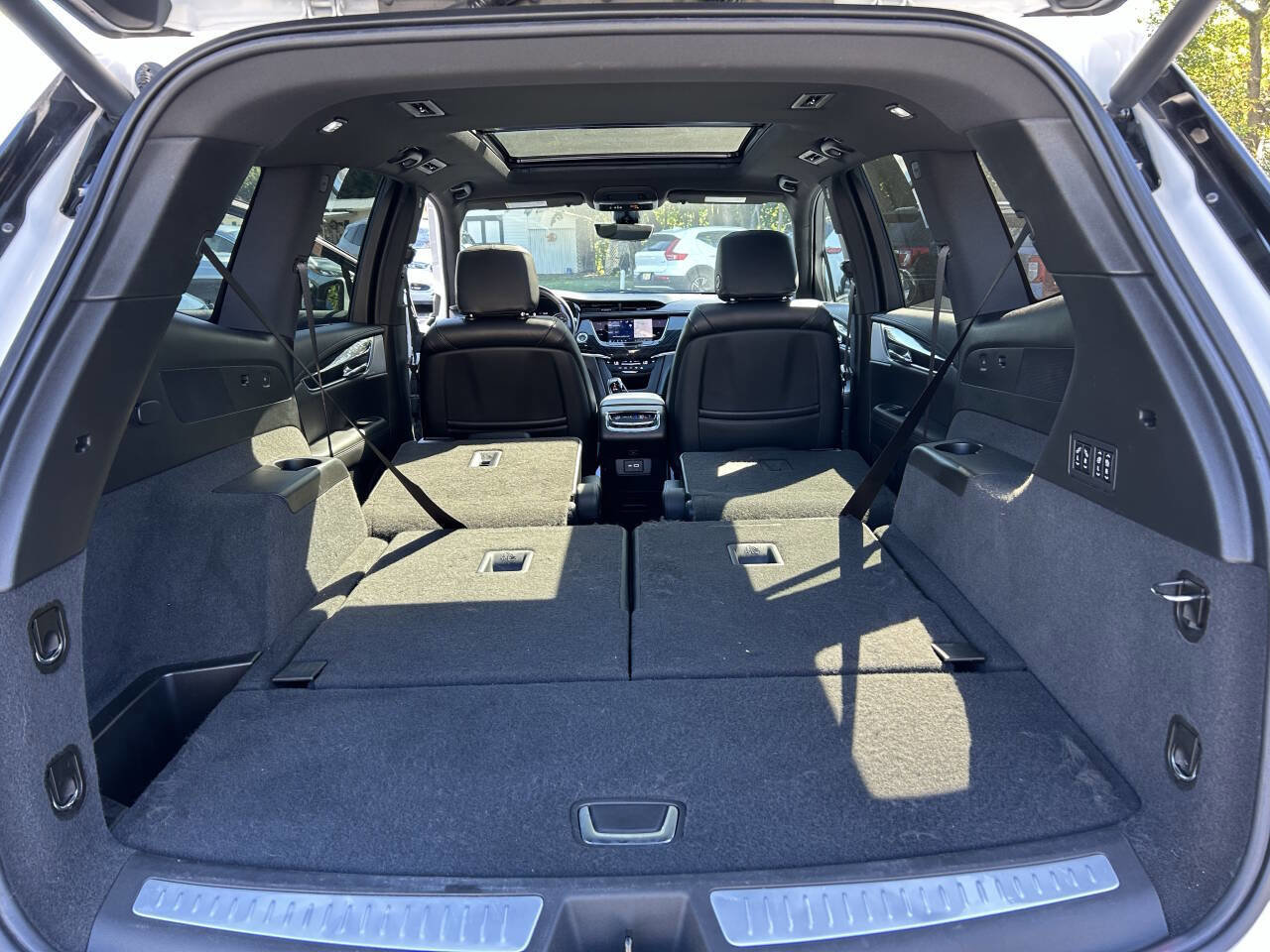 Used 2022 Cadillac XT6 Premium Luxury w/ Technology Package image 38