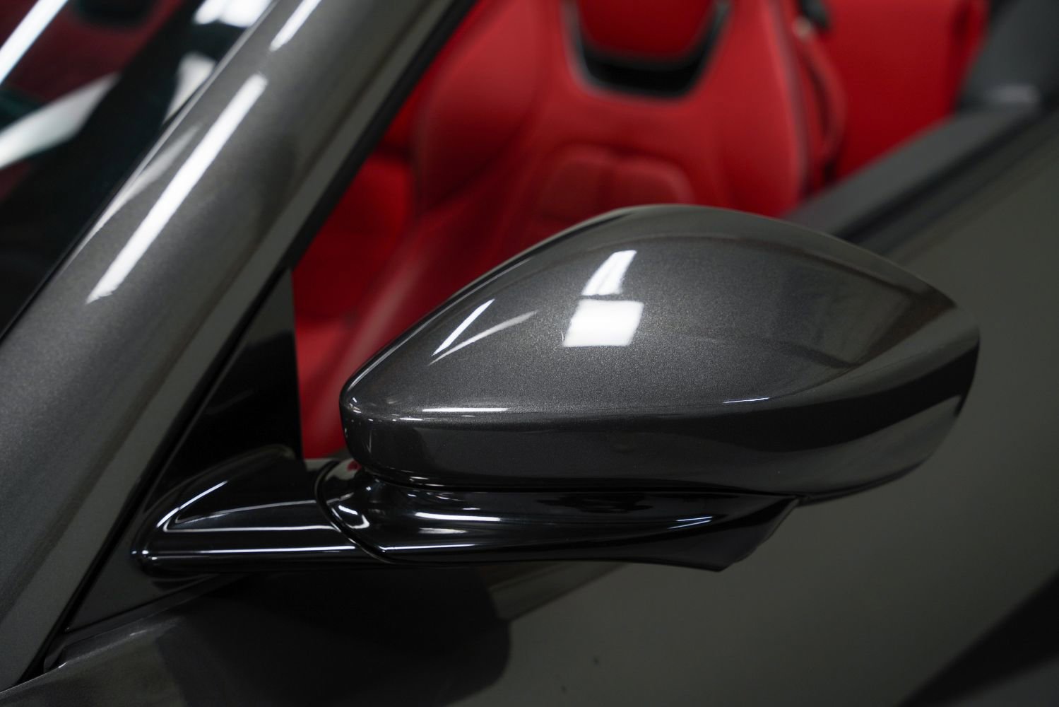 Used 2022 Ferrari Portofino M RWD image 17